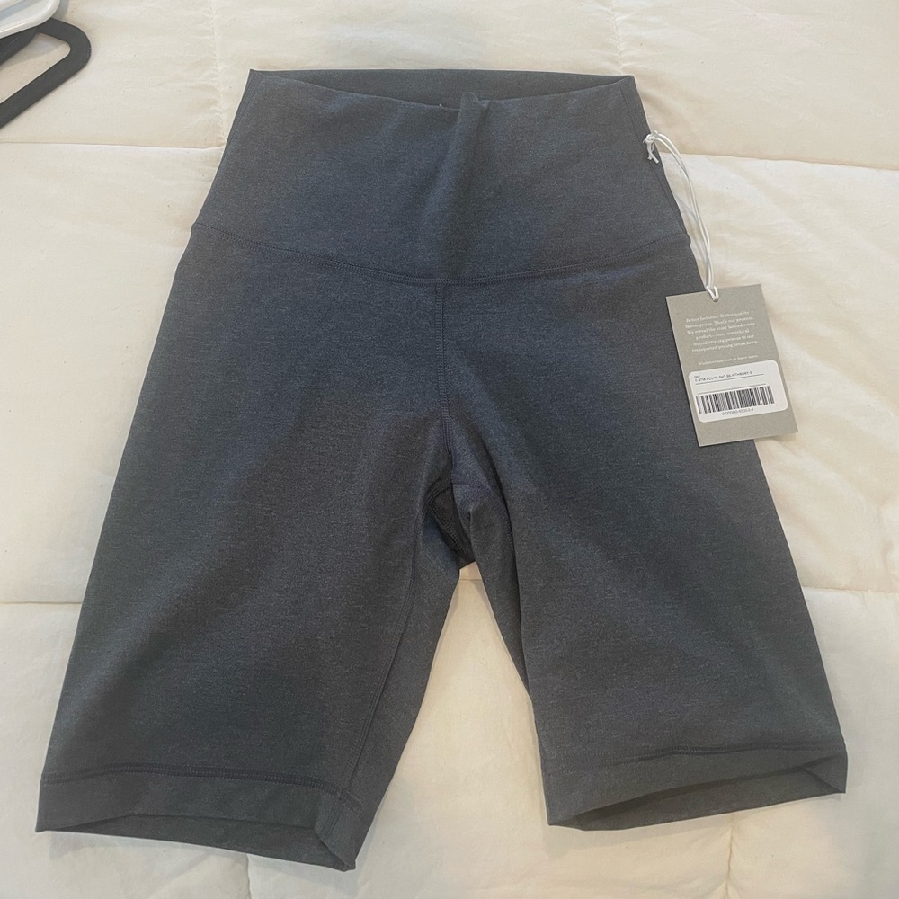 Everlane Perform bike shorts NWT